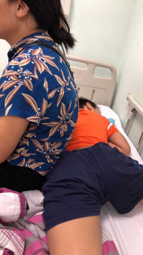 Cậu bé 9 tuổi đột nhiên bị xuất huyết não vì lý do ai cũng có thể mắc và lời cảnh báo từ người mẹ