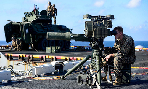 Mỹ mang thiết giáp lên tàu đổ bộ đối phó mối đe dọa ở Biển Đông