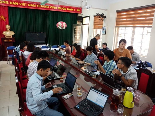 Hiệu trưởng trả lời vòng vo câu hỏi cô giáo chỉ đạo tát học sinh là con lãnh đạo quận