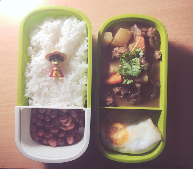 Khoe ảnh cơm hộp tự nấu mỗi ngày, gái xinh được hỏi cưới tới tấp tiết lộ 1 sự thật làm ai cũng tiếc hùi hụi Khoe ảnh cơm hộp tự nấu mỗi ngày, gái xinh được hỏi cưới tới tấp tiết lộ 1 sự thật làm ai cũng tiếc hùi hụi