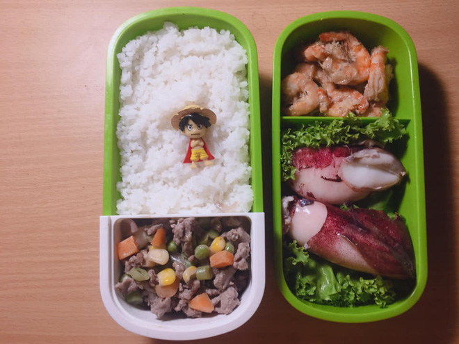 Khoe ảnh cơm hộp tự nấu mỗi ngày, gái xinh được hỏi cưới tới tấp tiết lộ 1 sự thật làm ai cũng tiếc hùi hụi Khoe ảnh cơm hộp tự nấu mỗi ngày, gái xinh được hỏi cưới tới tấp tiết lộ 1 sự thật làm ai cũng tiếc hùi hụi