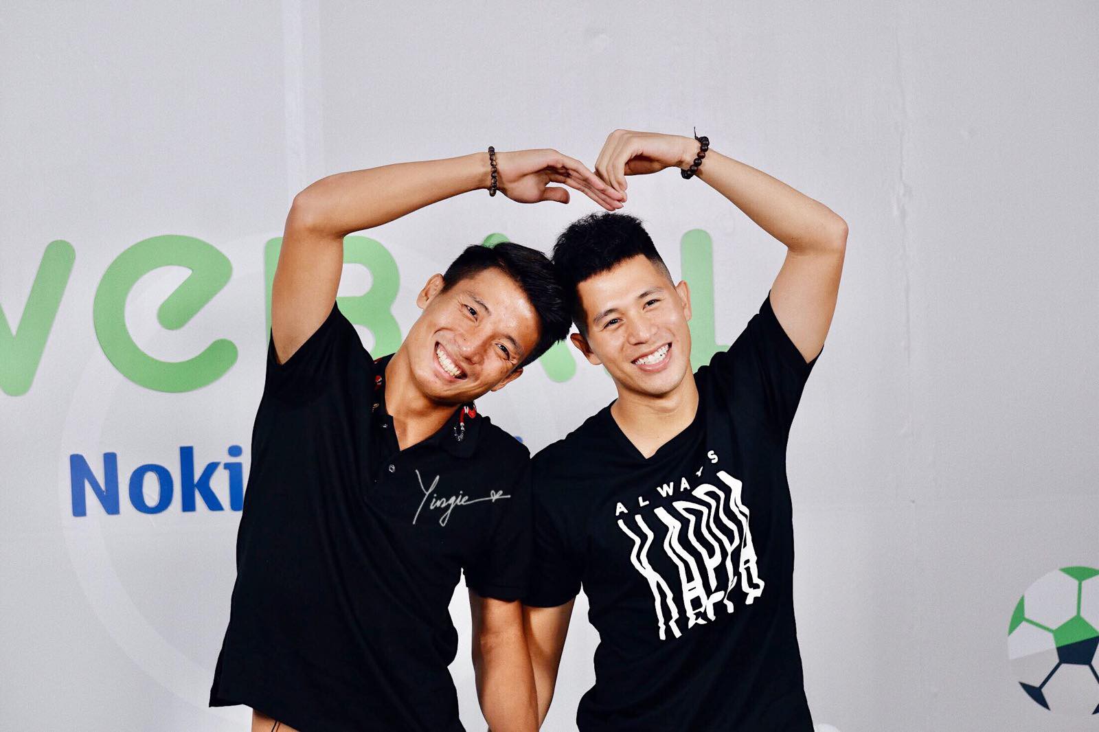 Được hỏi bao giờ mới chia tay Đình Trọng, Tiến Dũng khẳng định chắc nịch: Mãi mãi không!