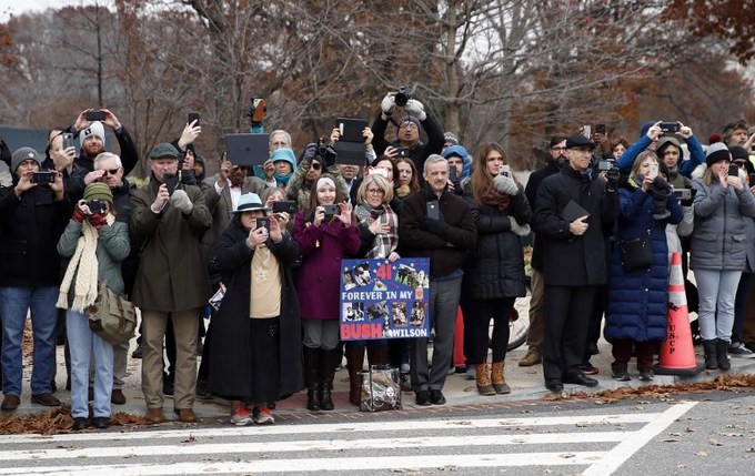 Những hình ảnh xúc động trong tang lễ của cố tổng thống Bush