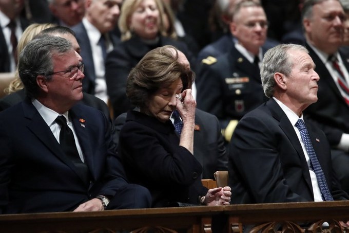 Những hình ảnh xúc động trong tang lễ của cố tổng thống Bush