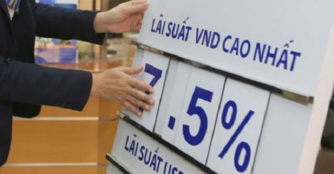 Lãi suất trong ngắn hạn sẽ vẫn nóng?