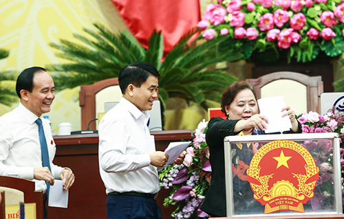 Hôm nay Hà Nội tổ chức lấy phiếu tín nhiệm 36 lãnh đạo chủ chốt