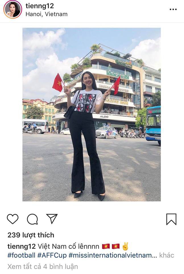 Cường Đô La dắt tay bạn gái ra Hà Nội, hòa cùng dàn mỹ nhân Vbiz lên sân Mỹ Đình cổ vũ bóng đá