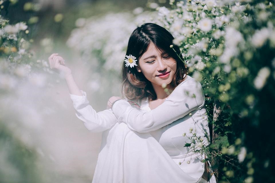 Khi trào lưu chụp ảnh với cúc họa mi dần trở nên quá đà: Vui thôi, đừng vui quá