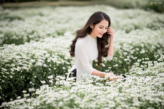 Khi trào lưu chụp ảnh với cúc họa mi dần trở nên quá đà: Vui thôi, đừng vui quá