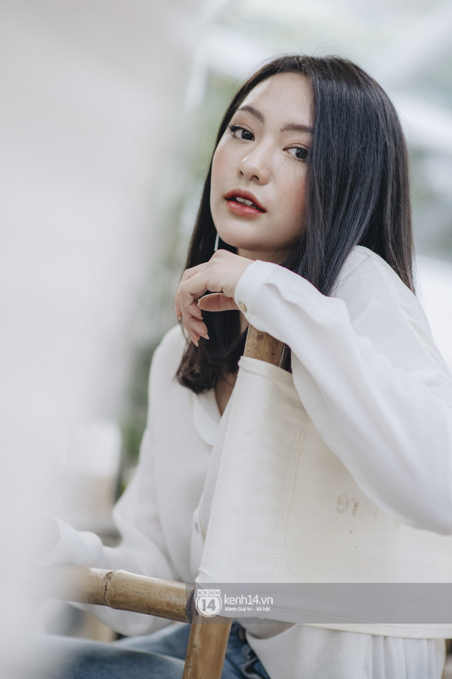 Nữ sinh đang hot nhất ĐH FPT: Tuổi tác không quan trọng, nhưng để lấy chồng hơn 23 tuổi như mẹ thì nhất định không