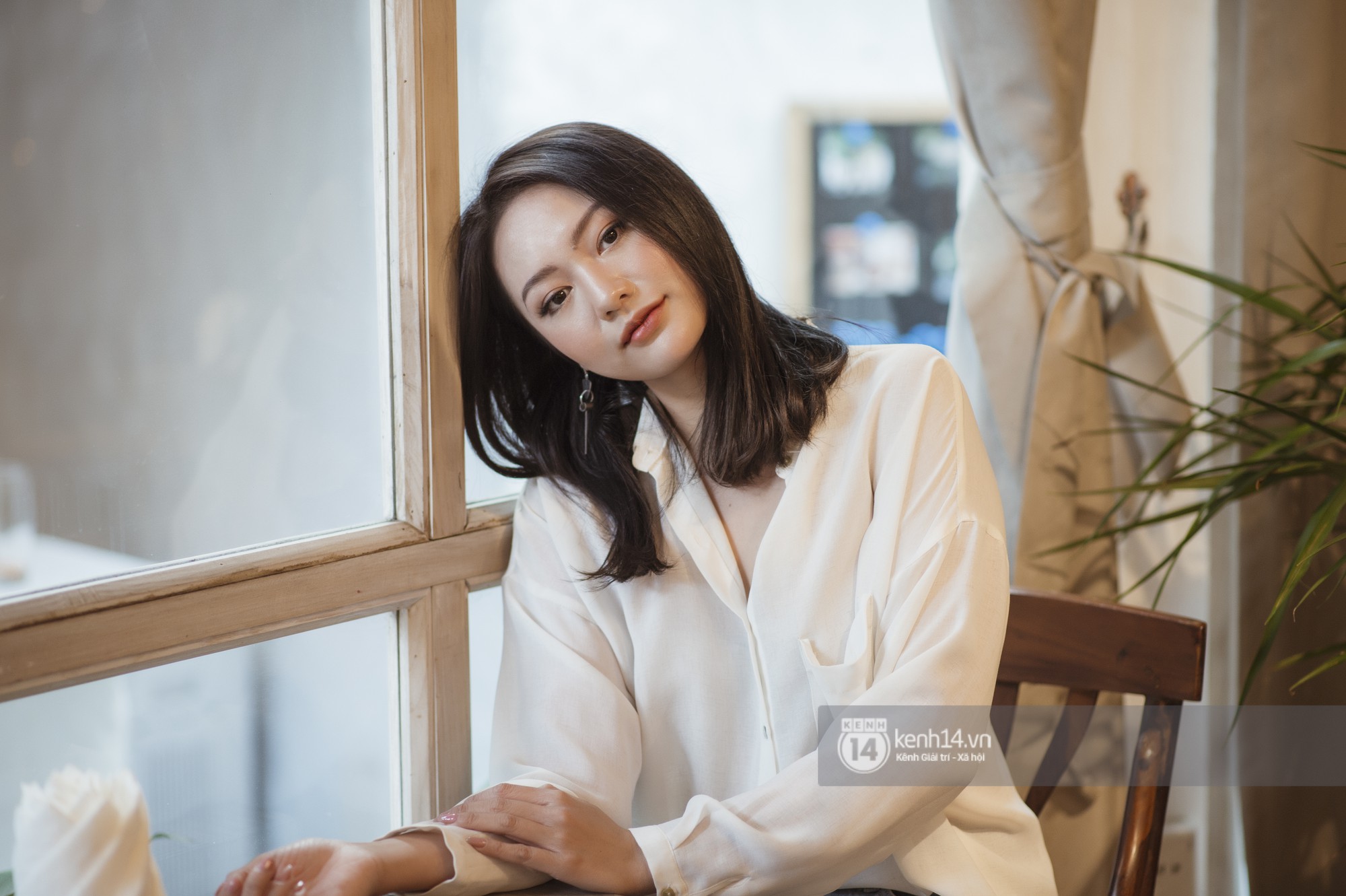 Nữ sinh đang hot nhất ĐH FPT: Tuổi tác không quan trọng, nhưng để lấy chồng hơn 23 tuổi như mẹ thì nhất định không