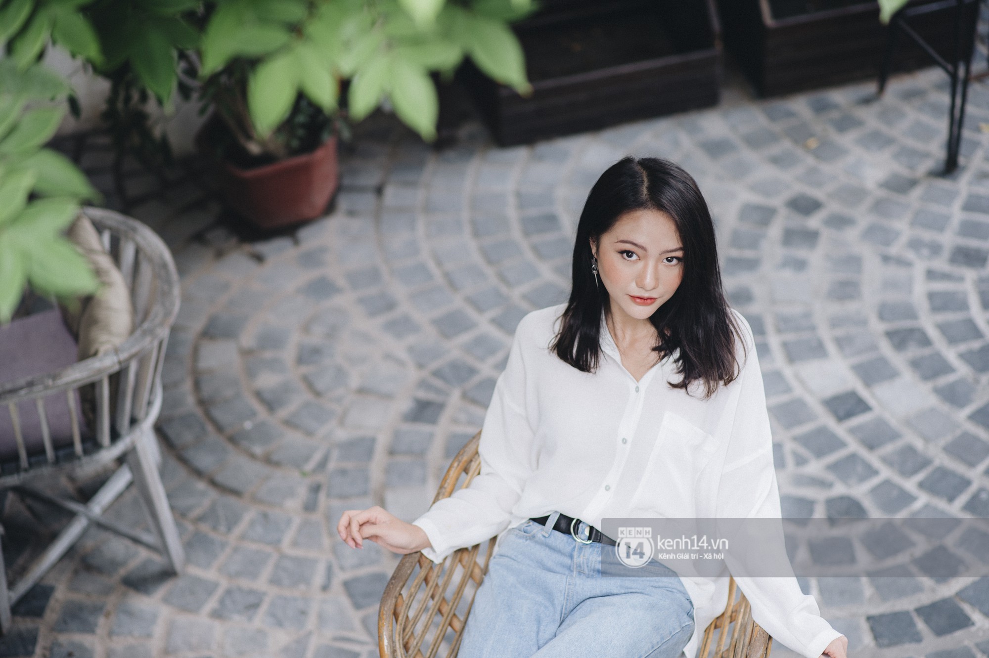 Nữ sinh đang hot nhất ĐH FPT: Tuổi tác không quan trọng, nhưng để lấy chồng hơn 23 tuổi như mẹ thì nhất định không