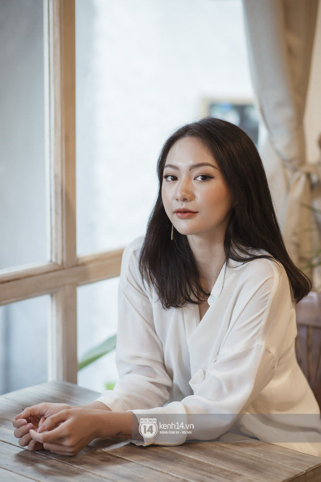 Nữ sinh đang hot nhất ĐH FPT: Tuổi tác không quan trọng, nhưng để lấy chồng hơn 23 tuổi như mẹ thì nhất định không