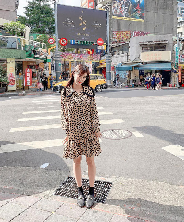 Khi trời chưa lạnh hẳn, bạn hãy tranh thủ áp dụng 5 gợi ý mix đồ vừa xinh vừa ăn ảnh này từ các hot girl Thái