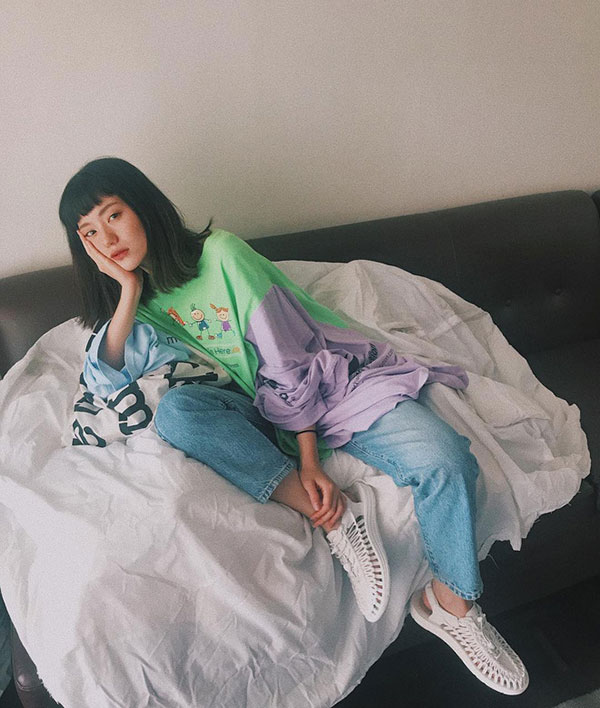 Khi trời chưa lạnh hẳn, bạn hãy tranh thủ áp dụng 5 gợi ý mix đồ vừa xinh vừa ăn ảnh này từ các hot girl Thái