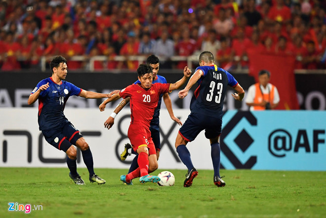 Người dân khắp nơi ra đường mừng Việt Nam vào chung kết AFF Cup Người dân khắp nơi ra đường mừng Việt Nam vào chung kết AFF Cup