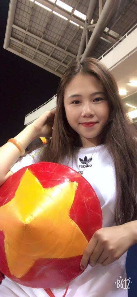 Bạn gái ít người biết của Đình Trọng: Yêu từ thời còn đi học, tình bể tình đã được 4 năm