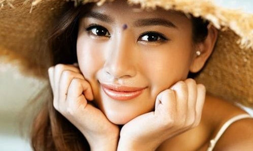 Nếu không muốn tan cửa nát nhà, hôn nhân thất bại thì phụ nữ phải xóa những nốt ruồi này đi gấp Nếu không muốn tan cửa nát nhà, hôn nhân thất bại thì phụ nữ phải xóa những nốt ruồi này đi gấp