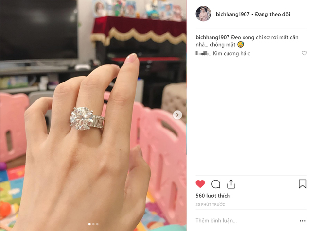 Vừa mua biệt thự hạng sang, Hằng Túi lại khoe nhẫn kim cương bạc tỷ đánh bay cả căn nhà