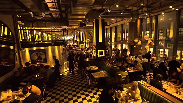 Đầu bếp nổi tiếng tự tử: Hé lộ điều kinh khủng trong giới nhà hàng