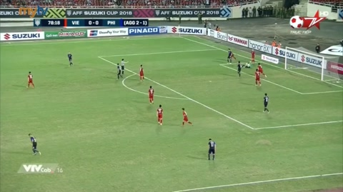 Lâm tây đăng ảnh nối lại tình xưa với Quế Ngọc Hải sau cãi vã trên sân