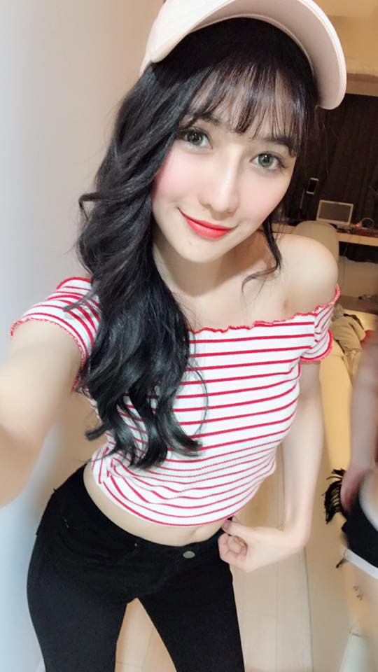 9X xinh đẹp bỗng dưng nổi tiếng sau một lần bán cá phụ mẹ ở chợ 9X xinh đẹp bỗng dưng nổi tiếng sau một lần bán cá phụ mẹ ở chợ
