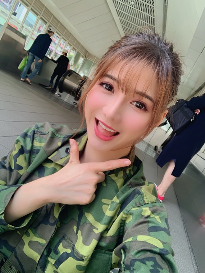 9X xinh đẹp bỗng dưng nổi tiếng sau một lần bán cá phụ mẹ ở chợ 9X xinh đẹp bỗng dưng nổi tiếng sau một lần bán cá phụ mẹ ở chợ