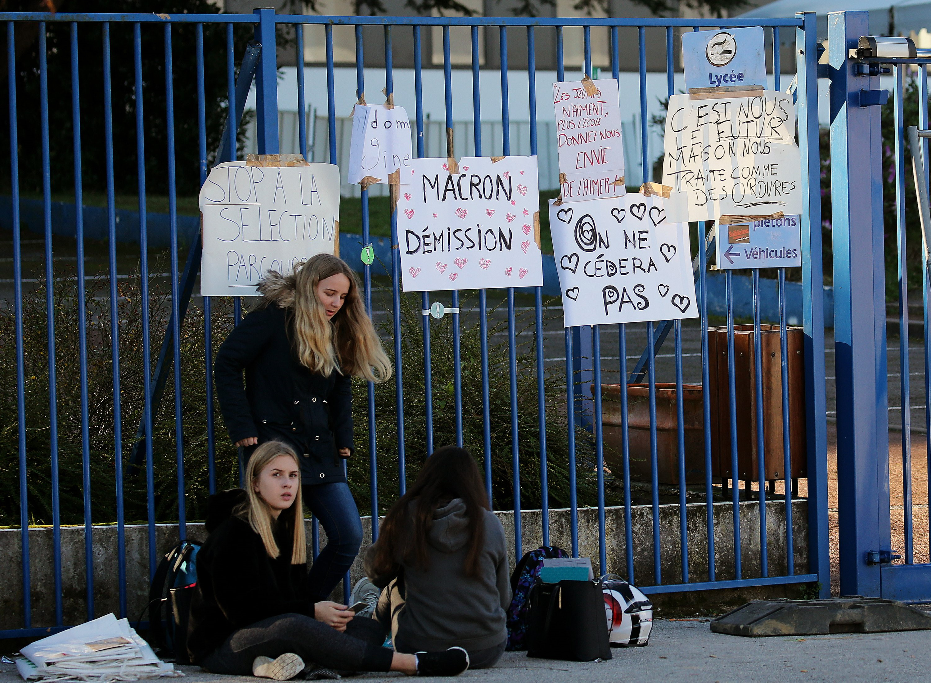 Nước Pháp trong ngày chuẩn bị cho cơn bão biểu tình cuối tuần này