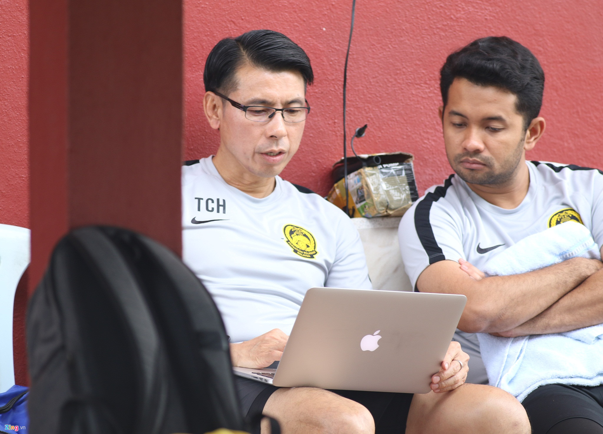 Malaysia đổi sân tập xa thành phố sau khi Việt Nam đến Kuala Lumpur