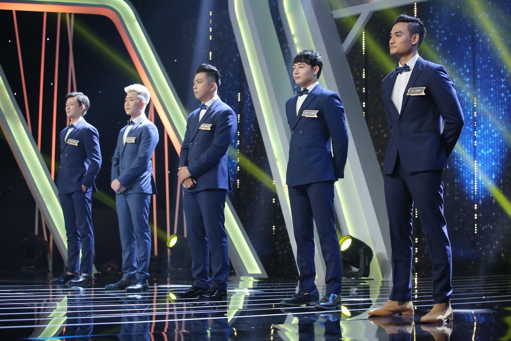 Hương Giang xin từ chức Nữ hoàng LGBT vì không nhìn ra chàng trai Giới tính thứ 3