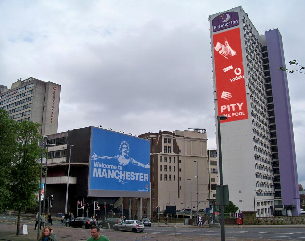 Carlos Tevez - kẻ đánh thuê có tâm