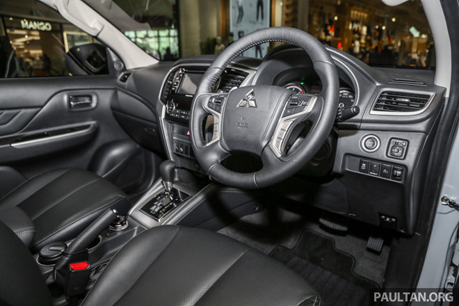 Mitsubishi Triton 2019 phiên bản địa hình giá từ 72.000 USD