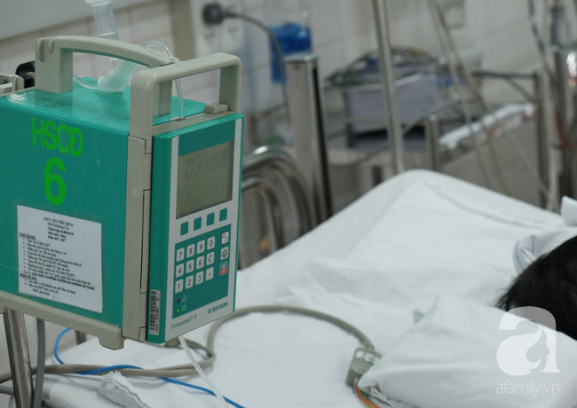 Bé gái 4kg ngạt thở, liệt cánh tay phải ở Bình Thuận: Do rủi ro trong cuộc sinh