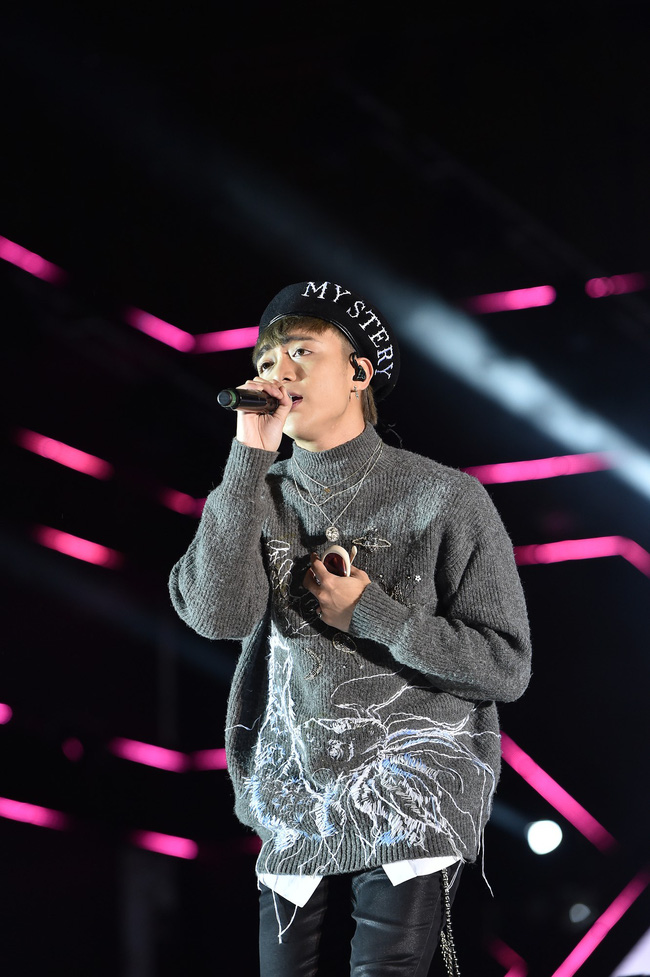 BTOB chiêu đãi người hâm mộ Việt hàng loạt hit khủng, hội ngộ cùng Bích Phương, Erik trong đại nhạc hội Việt - Hàn