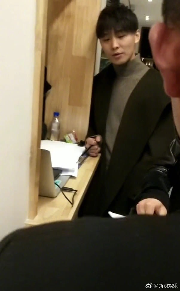 Trịnh Sảng đã đăng ký kết hôn, lộ giấy chứng nhận với bạn trai CEO chỉ sau 6 tháng hẹn hò?