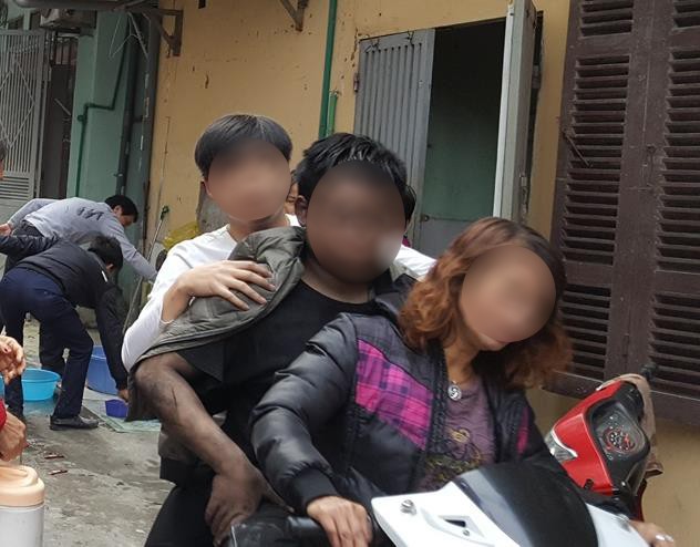 Hà Đông: Chủ nhà nạp pin xe điện qua đêm gây hoả hoạn