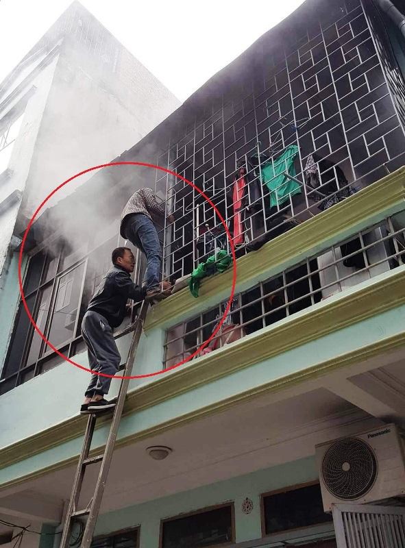 Hà Đông: Chủ nhà nạp pin xe điện qua đêm gây hoả hoạn