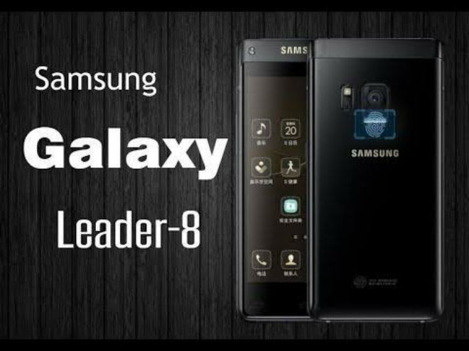 Thèm nhỏ dãi với những mẫu điện thoại nắp gập mà Samsung âm thầm bán