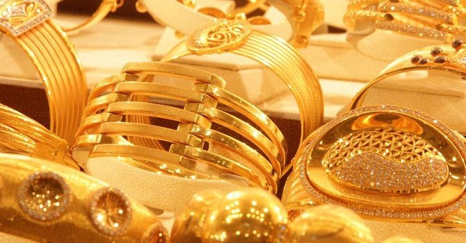 Giá vàng hôm nay 10/12: Bất ngờ tăng cao trở lại