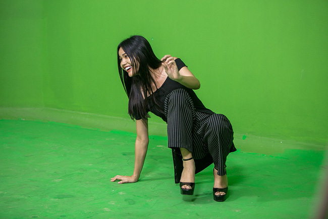 Võ Hoàng Yến khóc hết nước mắt, mang ơn Thanh Hằng khi không ăn miếng trả miếng vụ loại Lệ Nam trong tập 10 The Face