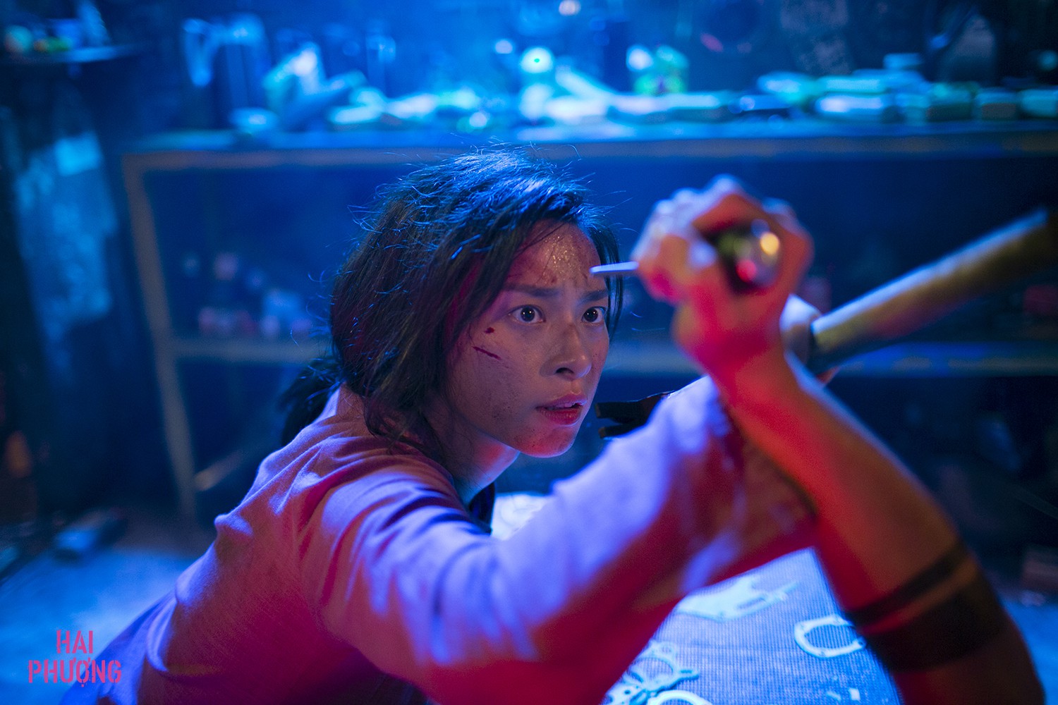 Nghẹt thở xem Ngô Thanh Vân rượt đuổi và hét thất thanh đau đớn trong teaser mới của Hai Phượng