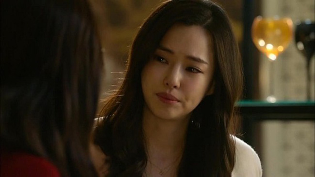 Tưởng vớ được mối ngon, cô nàng dùng mọi thủ đoạn để trói anh công tử, ngờ đâu cưới được 3 tháng đã khóc ròng hối hận