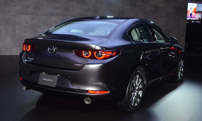 Mazda 3 2019 sẽ được trang bị 2 tùy chọn động cơ khủng tại Mỹ