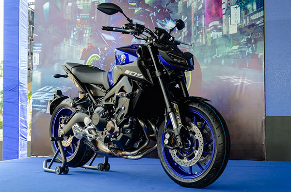 Yamaha MT-09 chính hãng về Việt Nam, giá 299 triệu đồng