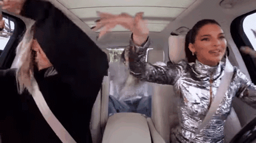 Sau tin đồn ly hôn Justin Bieber vì Selena Gomez, Hailey Baldwin bất ngờ tiết lộ bí mật liên quan đến Miley Cyrus