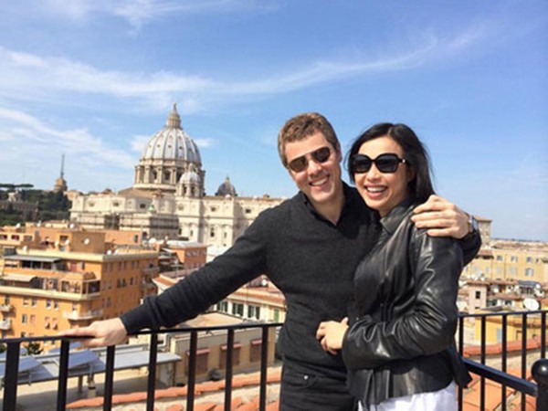 Danh tính chồng ngoại quốc của hoa hậu gợi cảm, giàu nhất Việt Nam