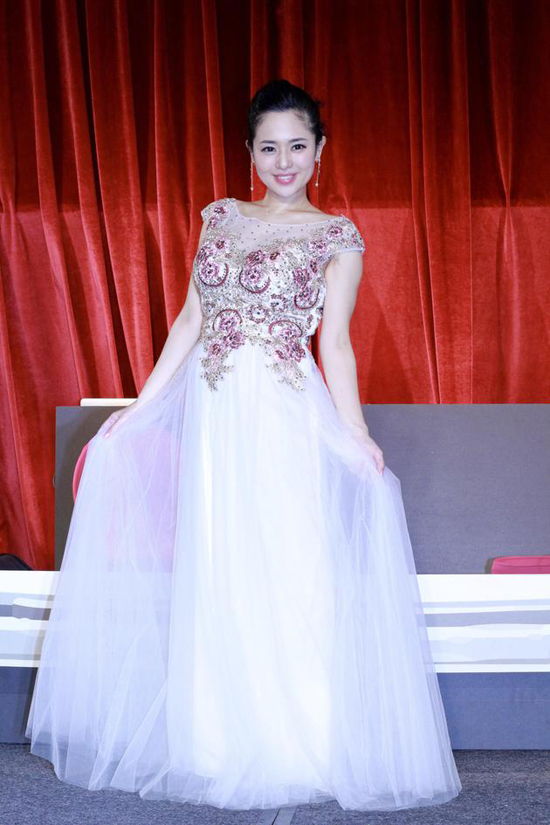 Aoi Sora có thai sau 15 năm đóng phim sex