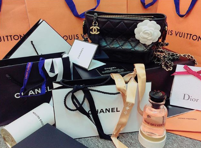 Cô gái Việt làm việc cho hãng hàng không Đài Loan, sở hữu thân hình nóng bỏng không thua gì người mẫu