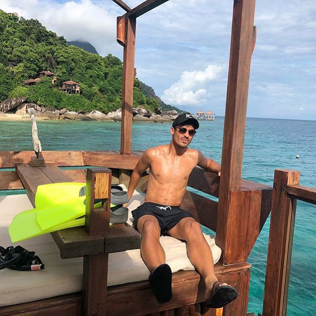 Hình thể vạm vỡ của cầu thủ Malaysia đối đầu Việt Nam ở AFF Cup Hình thể vạm vỡ của cầu thủ Malaysia đối đầu Việt Nam ở AFF Cup