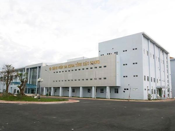 Sản phụ 36 tuổi tử vong sau khi phẫu thuật bắt con